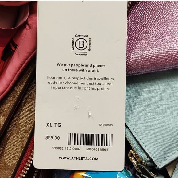 Athleta Run With It 3.5" Shorts - Picture 5 of 8